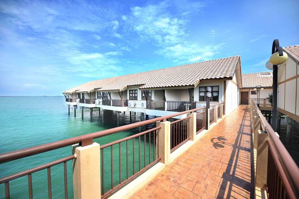 Lexis Port Dickson Hotel Exterior foto