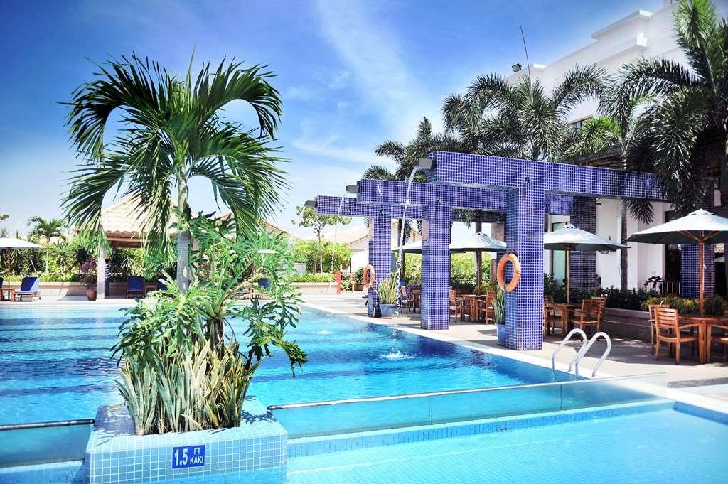 Lexis Port Dickson Hotel Exterior foto