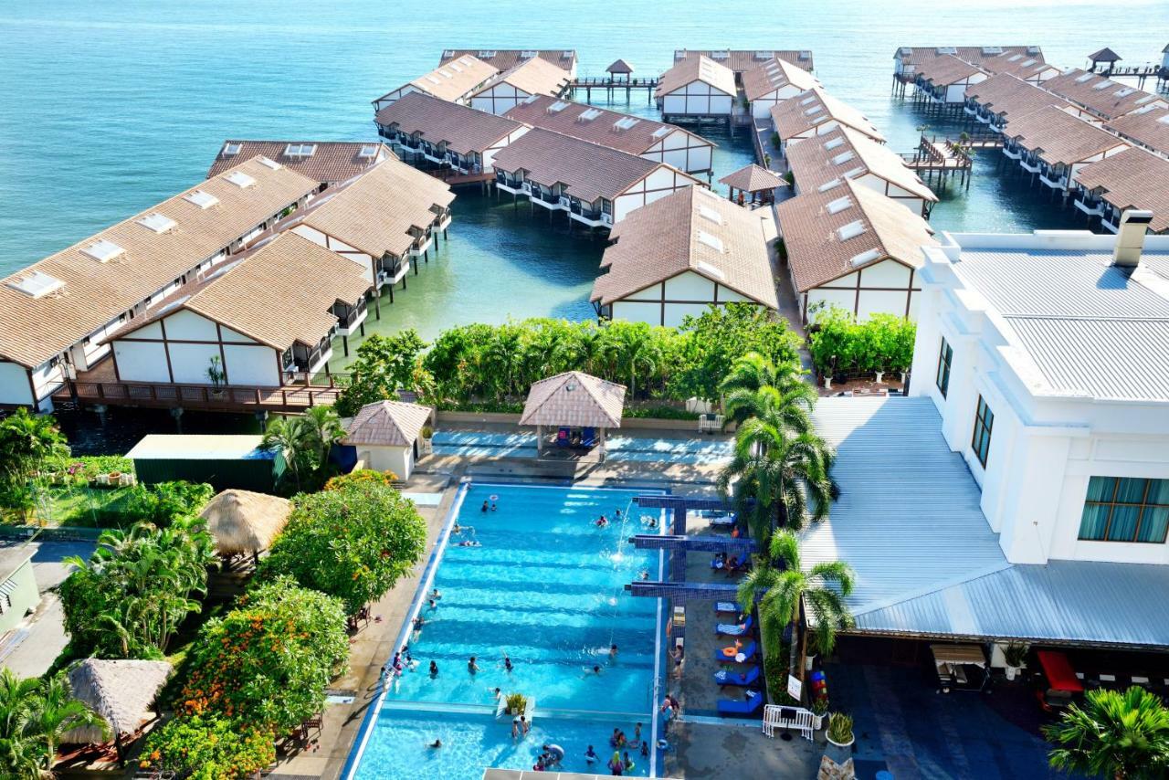 Lexis Port Dickson Hotel Exterior foto